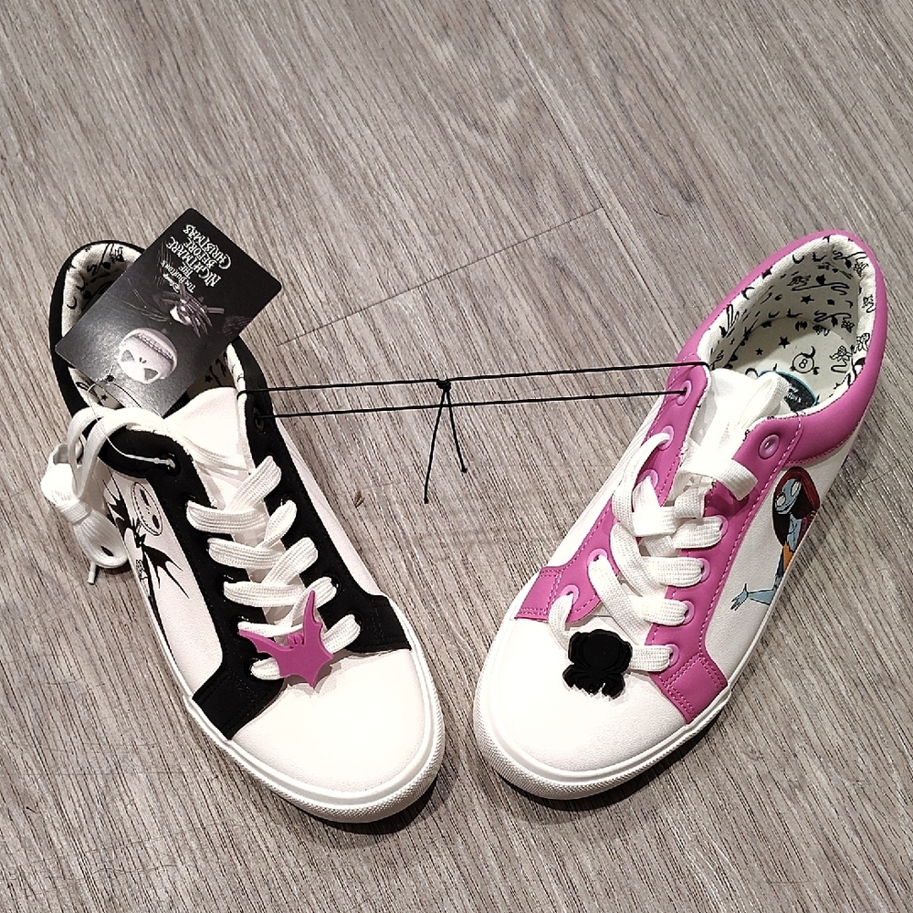 Nightmare Before Christmas Women's Jack and Sally Low-Top Court Sneakers